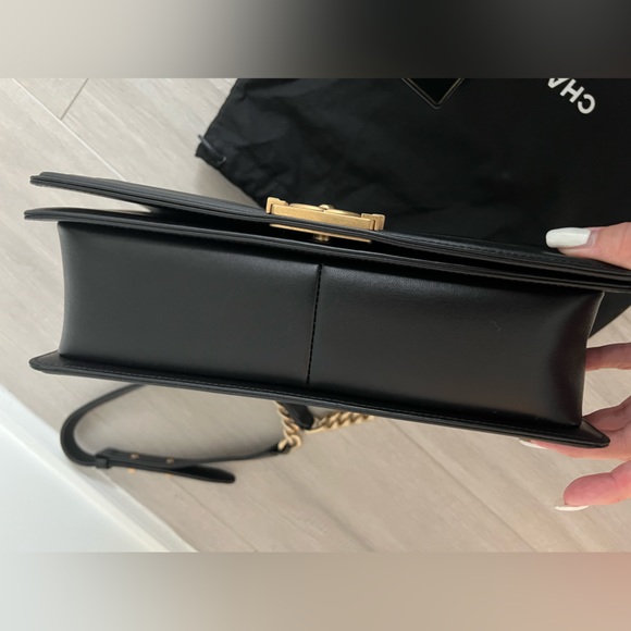 Chanel le boy new medium black bag - Picture 2 of 15